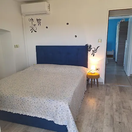 Petra Apartamento *