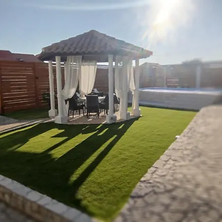 Apartman Petra *